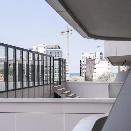 Blue Serenity Retreat Mamaia Nord Apartment *